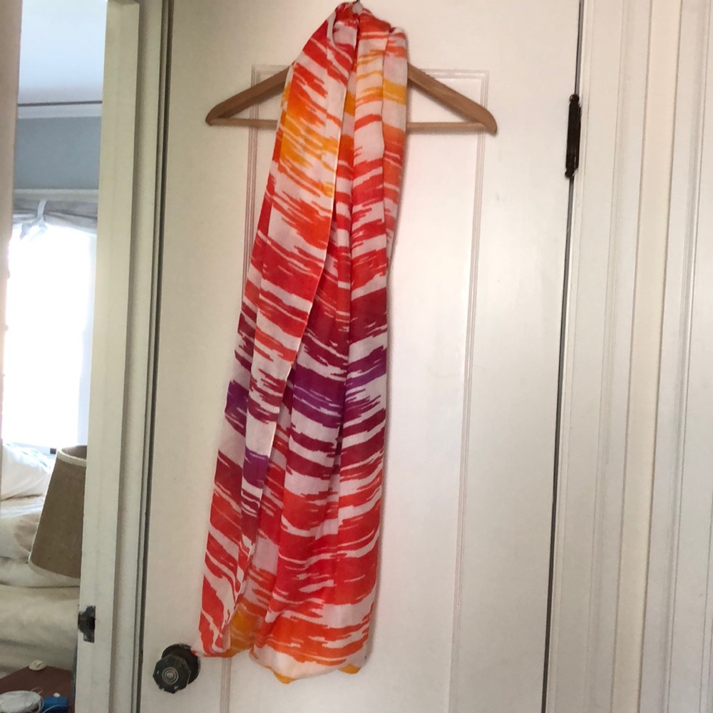 Multicolor infinity scarf